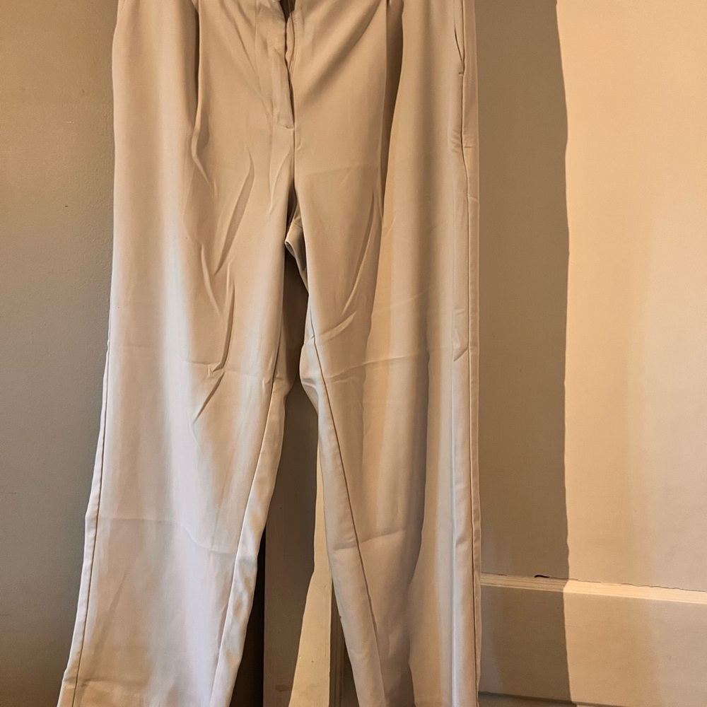 Old Navy Women's Cream Chinos